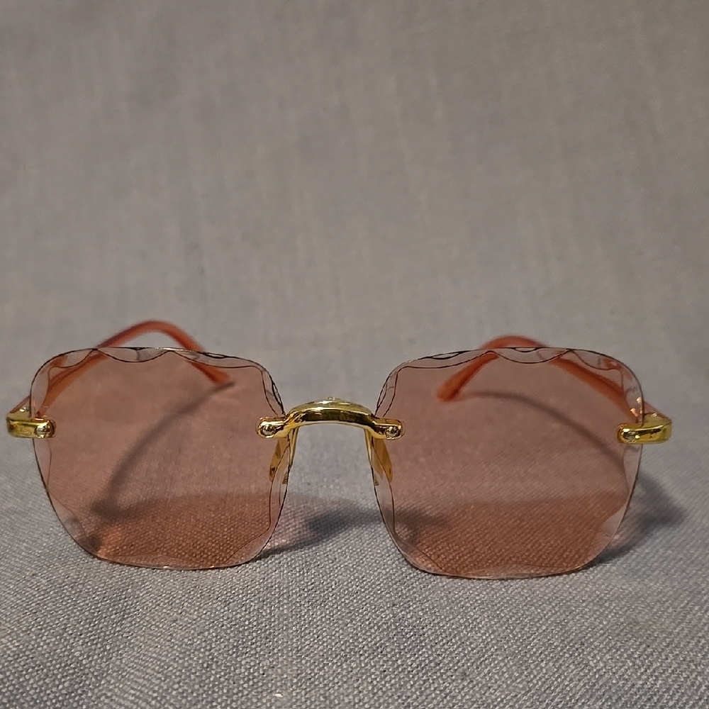 Chic Gold and Pink Sunglasses